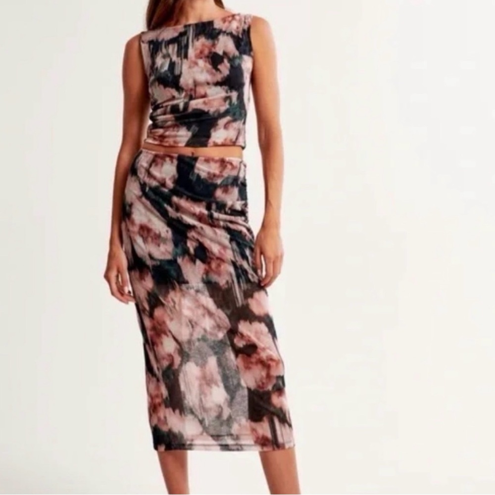 Abercrombie & Fitch Mesh Shell Floral Skirt Set